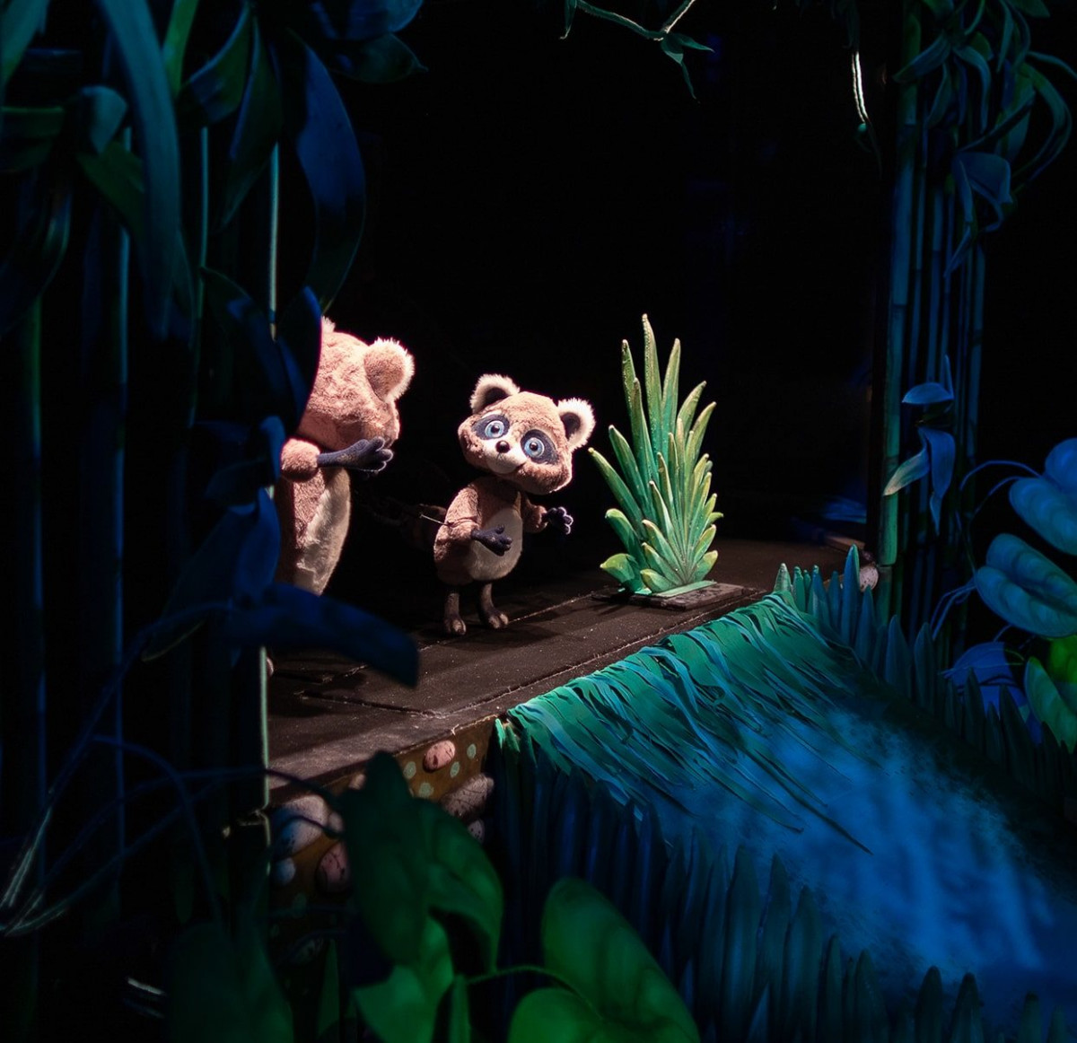 Фотография  для Крошка Енот и Тот, кто сидит в пруду