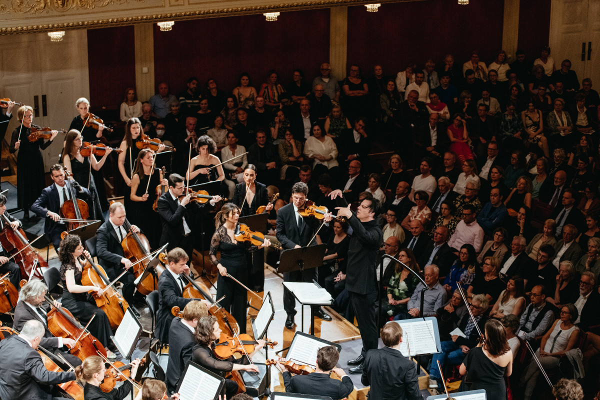 Фотография  для Курентзис: Utopia