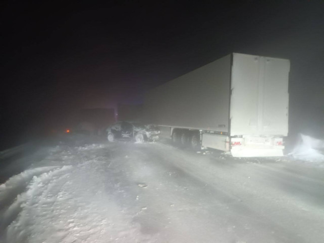 Авария на трассе Маркс-Балаково: спасены люди из пробки