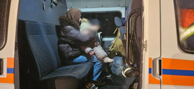 Спасатели вывели 200 человек из снежных заносов в Саратовской области