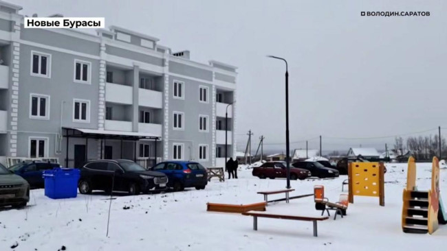 В Новых Бурасах построили жилой дом для медиков