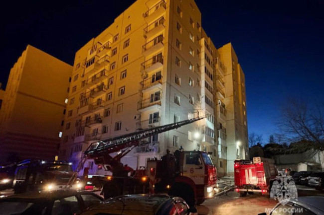 Пожар в девятиэтажном доме в Саратове: эвакуированы 17 жильцов