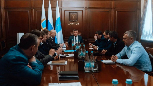 Саратов готовится к зимним уборочным работам с 300 машинами и реагентами