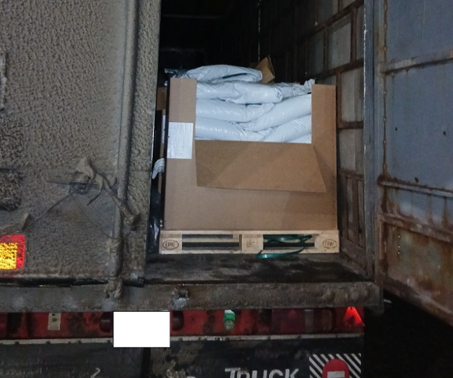 В Саратовской области не пропустили 19,4 тонны корма для рыб из Киргизии