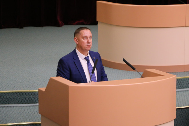 Депутат Гладков предостерегает от сбора средств на сомнительные инициативы в Саратове