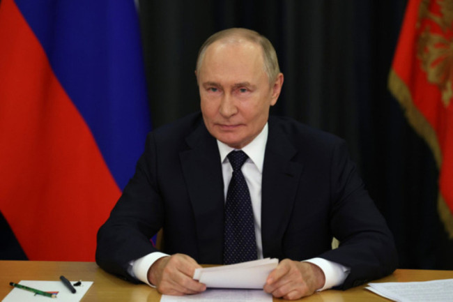 Путин наградил саратовцев за трудовые достижения и организацию мероприятий