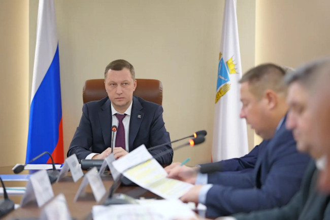 Губернатор Саратовской области провел совещание о ситуации в регионе в праздники
