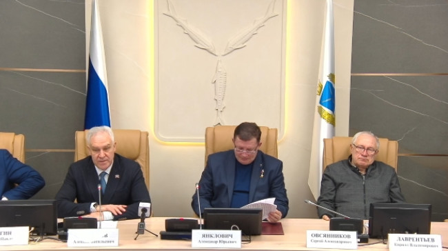 Отсутствие КПРФ на заседании комитета по делам ветеранов вызвало критику спикера облдумы