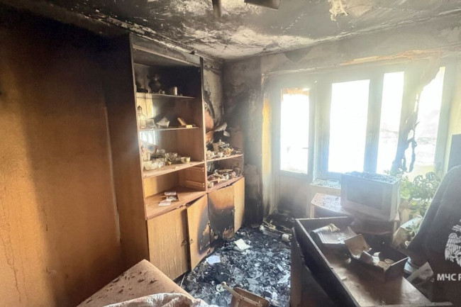 Пожар в Балаково: мужчина спасен из горящей квартиры, эвакуированы соседи