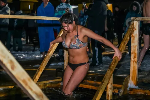 Крещенские купания в Саратовской области: полный список мест и время работы купелей