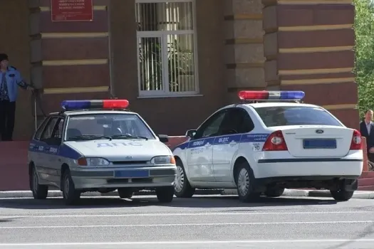 Госавтоинспекция Саратова провела акцию по безопасности на зимних дорогах с участием ЮИД