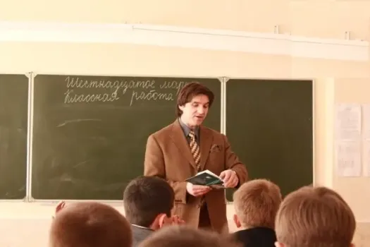 Ученики энгельсской школы №&thinsp;20 начнут учиться в одну смену