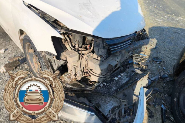 Столкновение автомобилей в Балаково: пострадали водитель и пассажирка