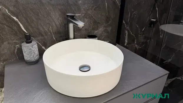 Десятки тысяч жителей Саратова остались без холодной воды из-за аварии