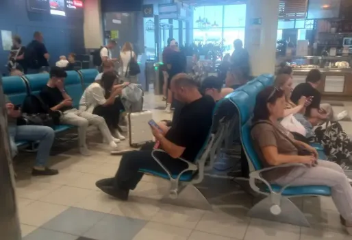 Угроза атаки БПЛА в Саратовской области снята, аэропорт Гагарин возобновил работу