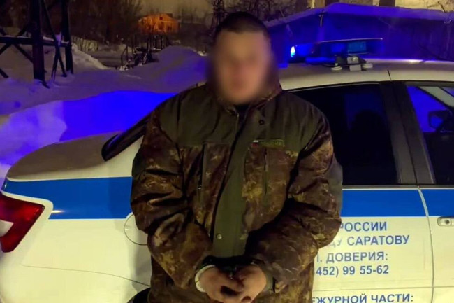 В Кировском районе Саратова задержан закладчик после ДТП и погони