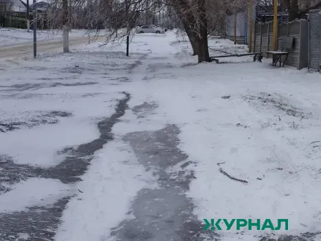 Безопасные маршруты в гололед: советы травматолога из Саратова