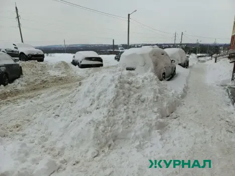 В Саратове выявлены брошенные автомобили на улицах города