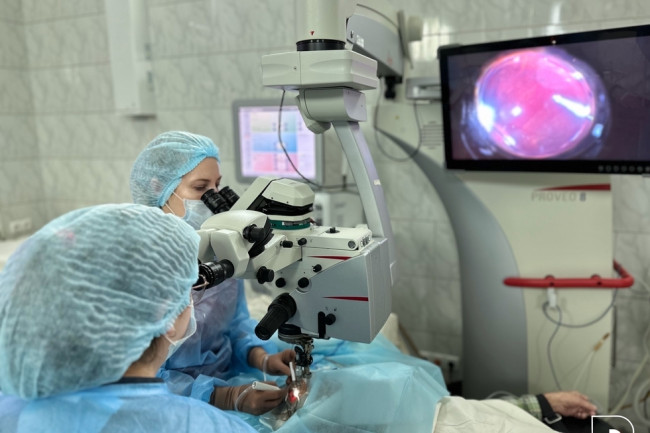 В Саратове мужчине восстановили зрение после разрыва сетчатки
