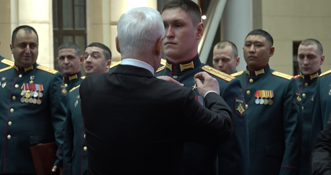 Капитан Алексей Казаков из Саратовской области стал Героем России