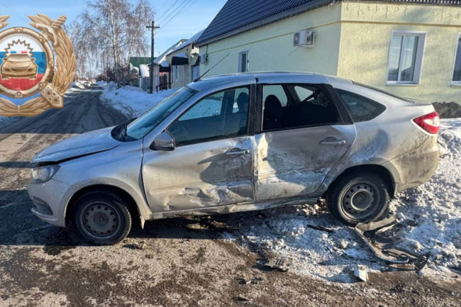 Несколько несовершеннолетних пострадали в ДТП в Саратовской области