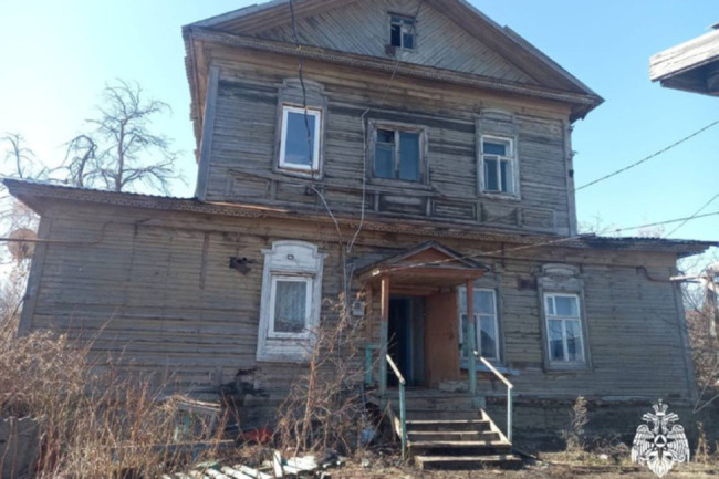 В Вольске осуждён мужчина за поджог и покушение на убийство знакомой с детьми