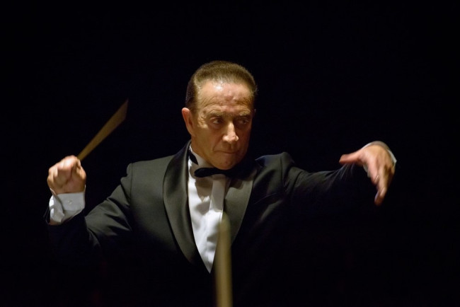 Худрук Саратовского театра оперы и балета Юрий Кочнев отмечает день рождения