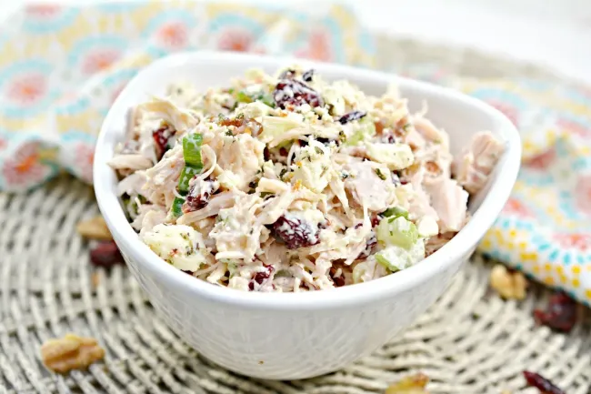 Салат &laquo;Анна-Мария&raquo;: готовим изысканное блюдо за 10 минут к 8 Марта