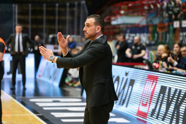 &laquo;Автодор&raquo; потерпел сокрушительное поражение от &laquo;Уралмаша&raquo; в Саратове