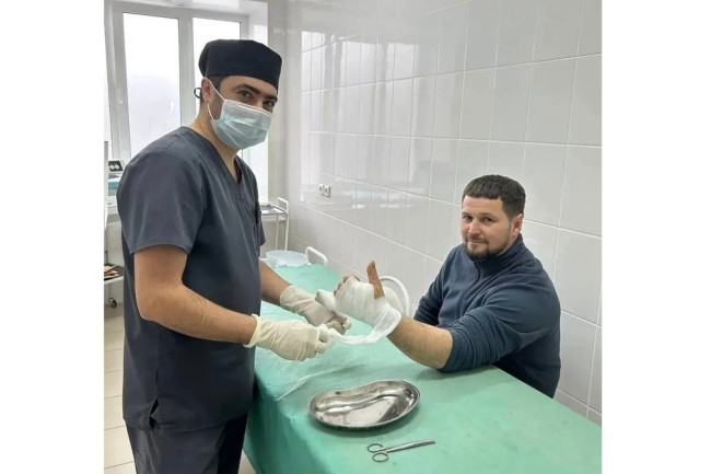 В Саратове врачи спасли кисть мужчине после инцидента с &laquo;болгаркой&raquo;