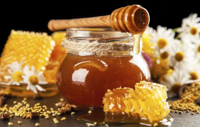 Как выбрать настоящий мёд: 5 простых способов распознать подделку