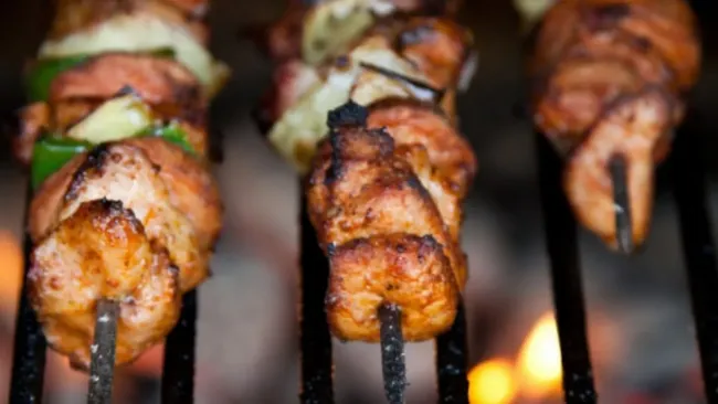 Секретный рецепт шашлыка из свинины по-советски: просто и вкусно