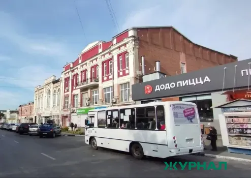 Демонтаж незаконных рекламных конструкций продолжается в Энгельсском районе