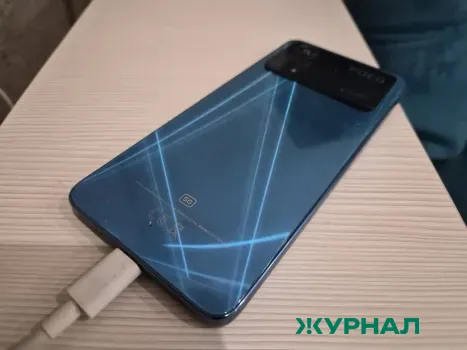 В Саратове 25-летний рецидивист украл смартфон у посетителя кафе