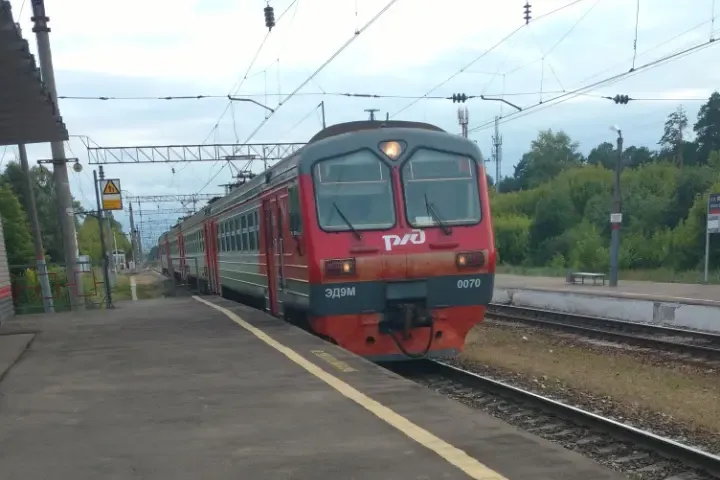 С 12 апреля из-за ремонта путей изменится расписания ряда саратовских электричек