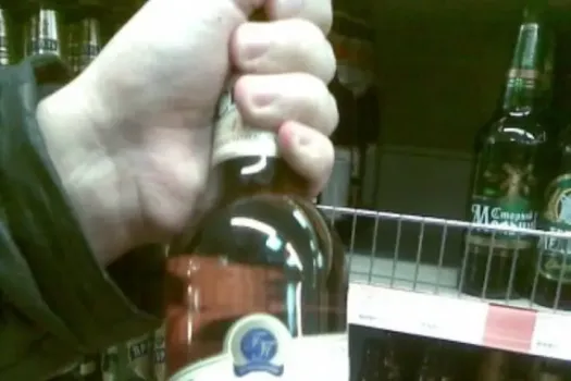 Проверки торговых объектов в Саратове выявили нарушения продажи пива