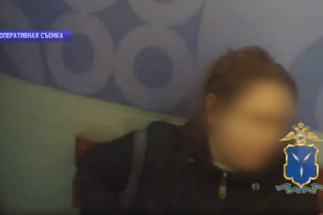 В Саратове полицейские вернули домой девочку, ушедшую к мошенникам