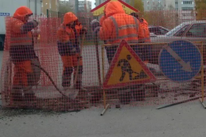 Часть улицы Чернышевского в Саратове закрыта из-за ремонта трубопровода