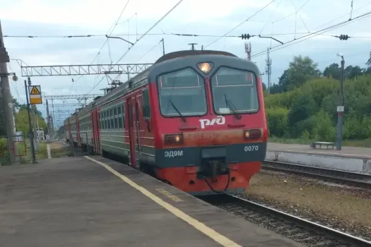 Дополнительные пригородные поезда начнут курсировать в Саратовской области