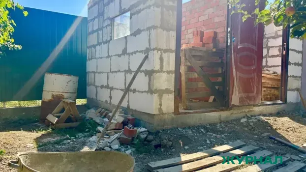 В Саратове мужчина украл инструменты и технику из дачного дома