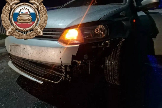 В Энгельсе Volkswagen сбил пешехода на 1-м Студенческом переулке