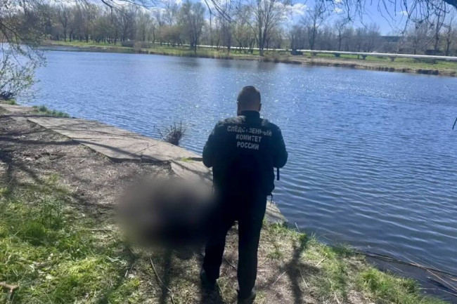В Балаково на берегу озера Линево найден труп мужчины