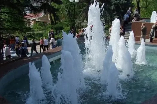 В Саратове стартовал сезон фонтанов