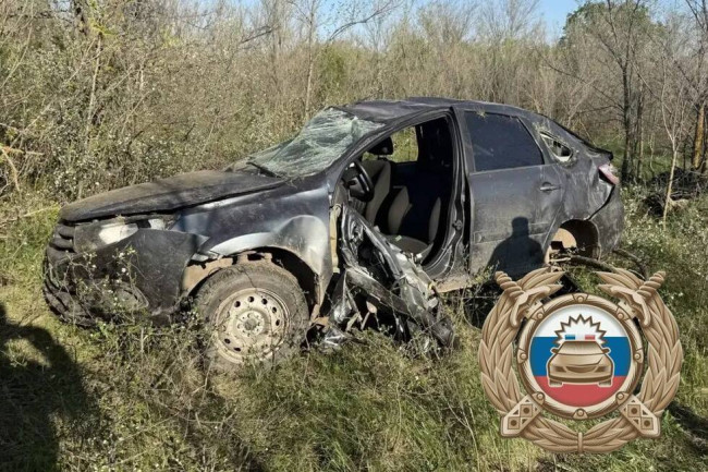 В Пугачевском районе в ДТП пострадал 33-летний водитель Lada Granta