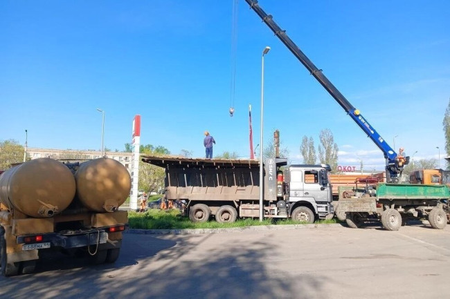 После аварии на коллекторе в Балаково возникли новые прорывы и провалы грунта
