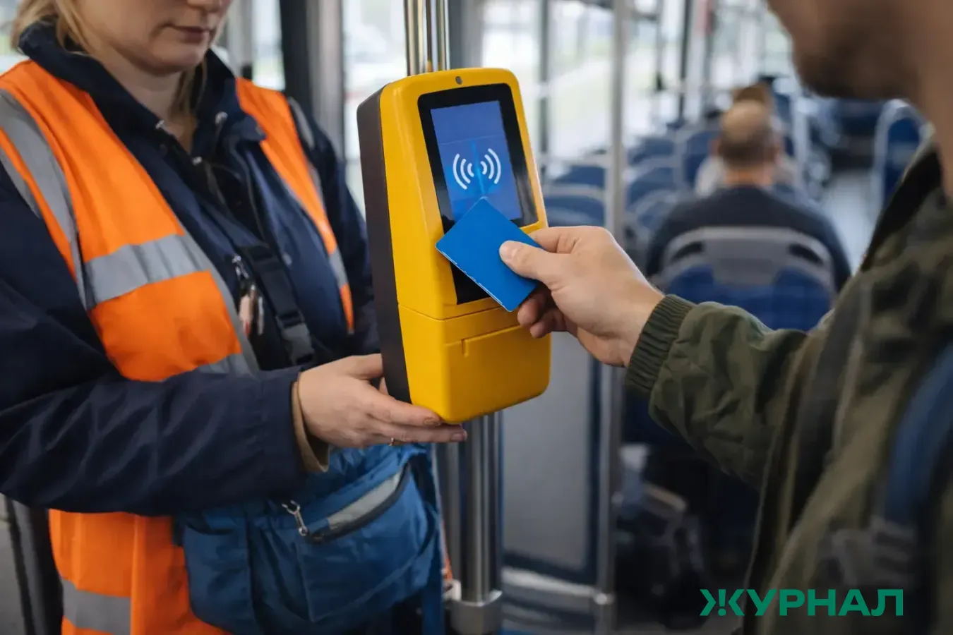 В Саратове восстановлена работа валидаторов на автобусах